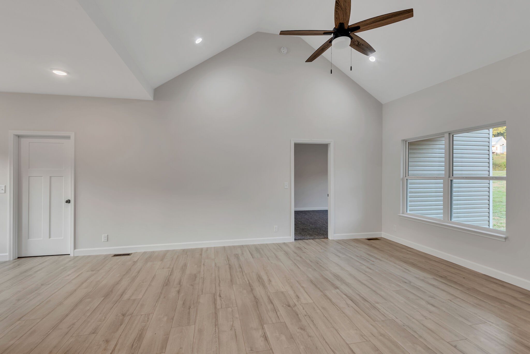 542 Sycamore Road Dickson, TN 37055 - Photo 8 of 40 Gallery Image 8