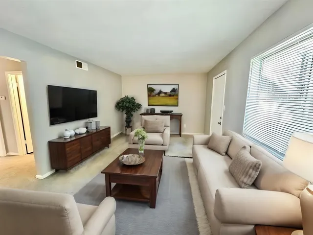 $1,050 | 1401 Lazy Brook, Unit A, Tallahassee, FL 32301