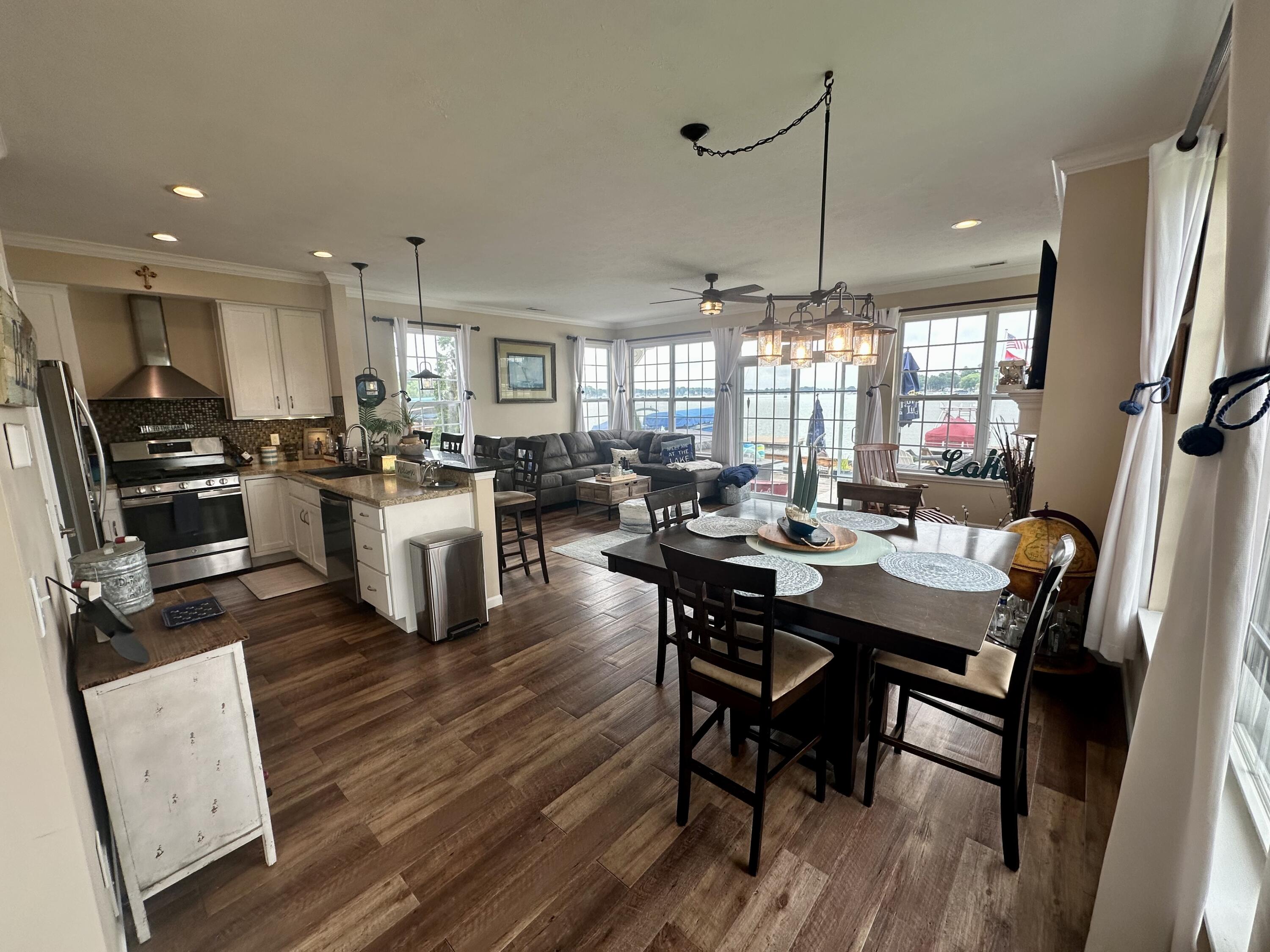 68695 Oak Spring Road Edwardsburg, MI 49112 - Photo 15 of 65 FullSizeRender(1)