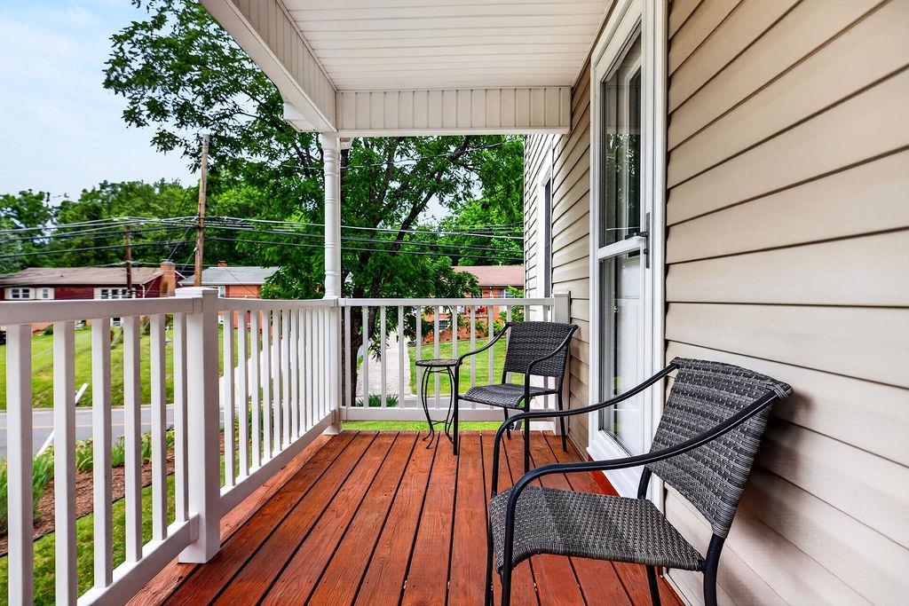 1801 Shutterlee Mill Road Staunton, VA 24401 - Photo 4 of 34