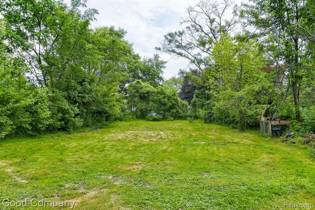 22050 Boulder Avenue Eastpointe, MI 48021 - Photo 35 of 40 Gallery Image 35
