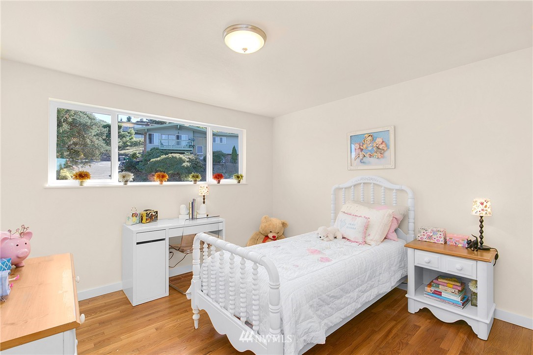500 Northwest 4th Place Renton, WA 98057 - Photo 15 of 25