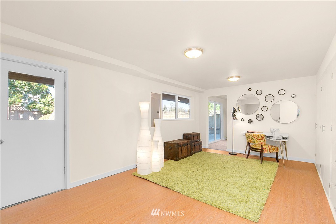 500 Northwest 4th Place Renton, WA 98057 - Photo 21 of 25