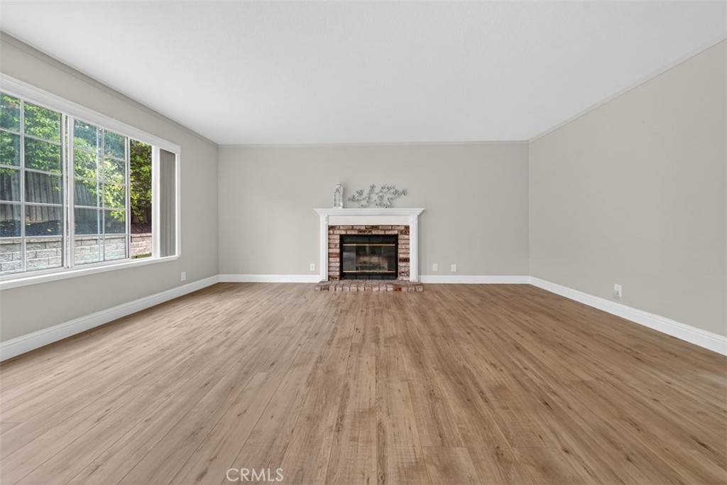 1395 3rd Street Gilroy, CA 95020 - Photo 11 of 39 Fireplace/Living Rom