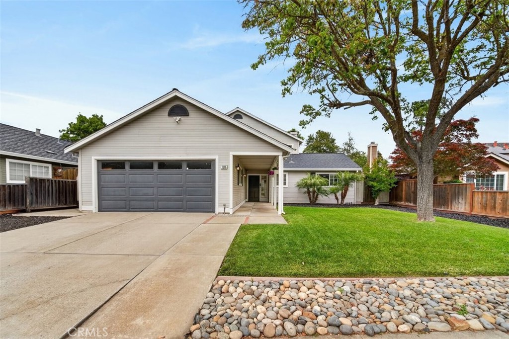 1395 3rd Street Gilroy, CA 95020 - Photo 8 of 39 Driveway
