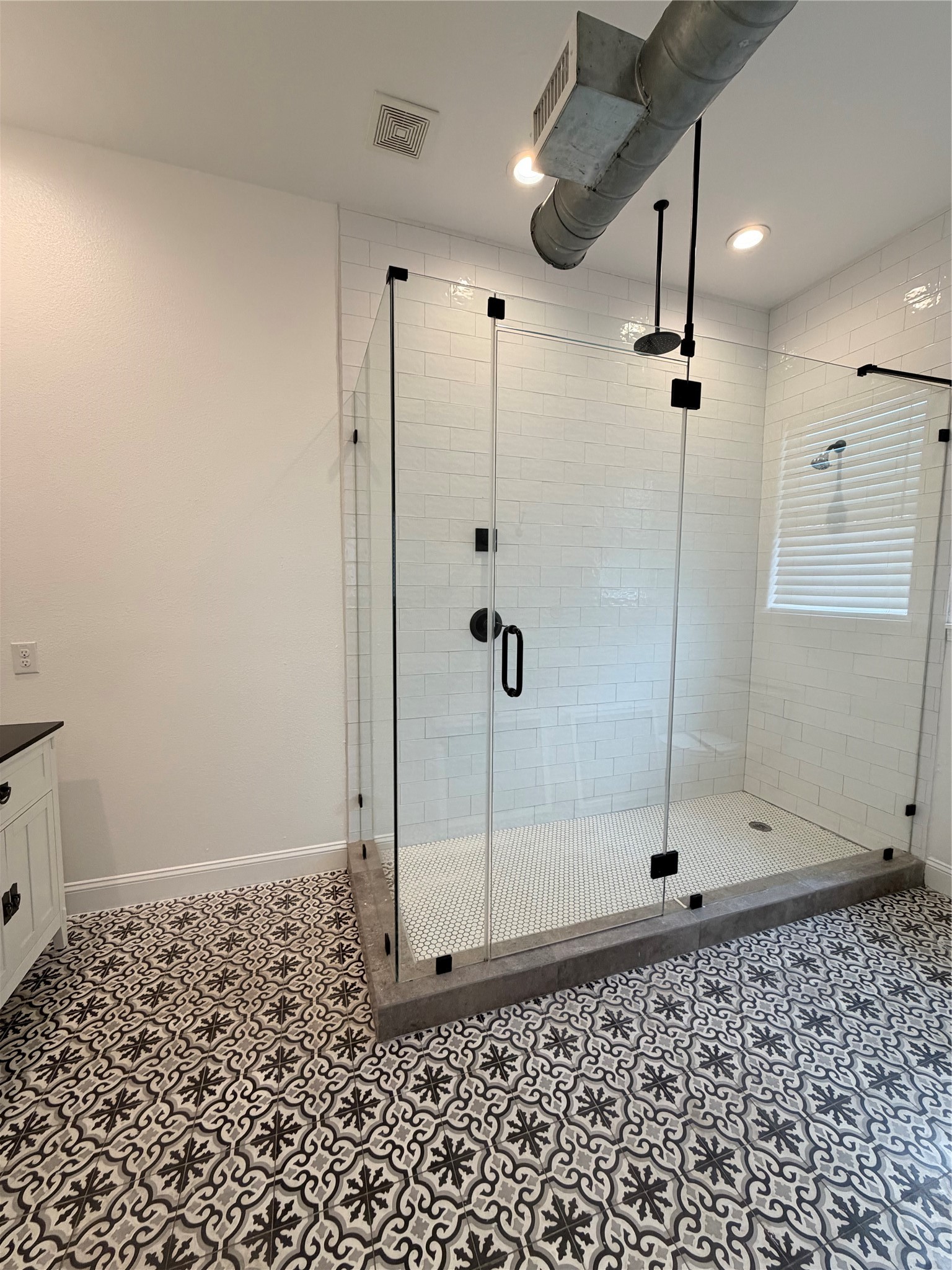 202 North York Street Houston, TX 77003 - Photo 14 of 17