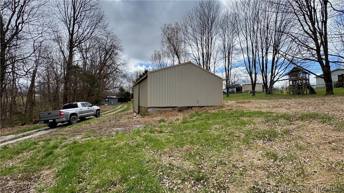 2012 South Hickory Grove Road Salem, IN 47167 - Photo 5 of 25