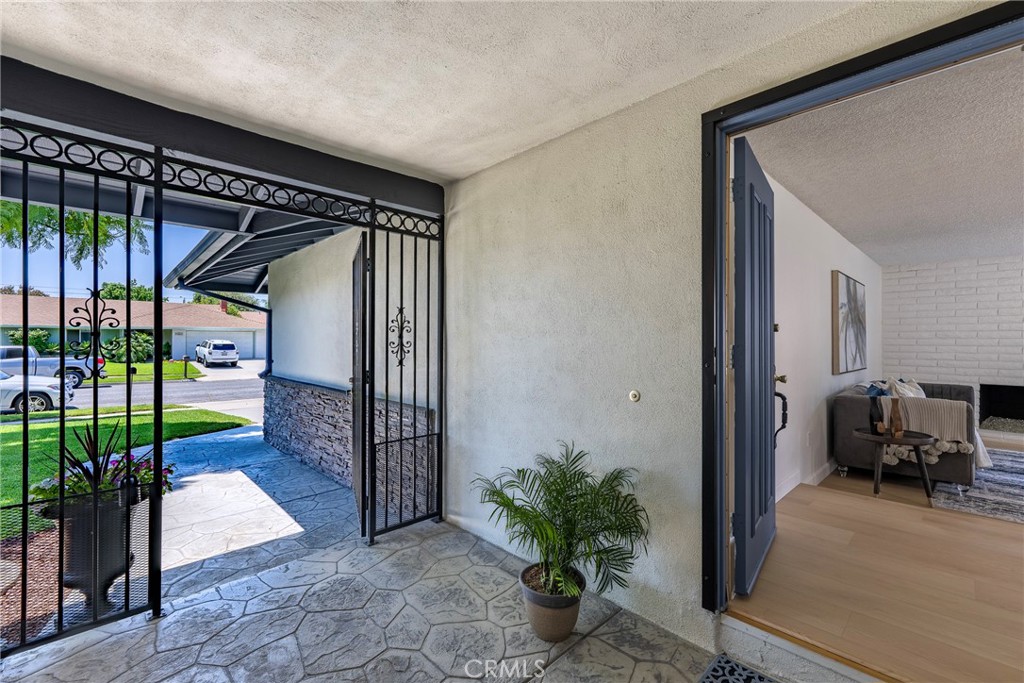 2845 Roncador Place Riverside, CA 92503 - Photo 8 of 69