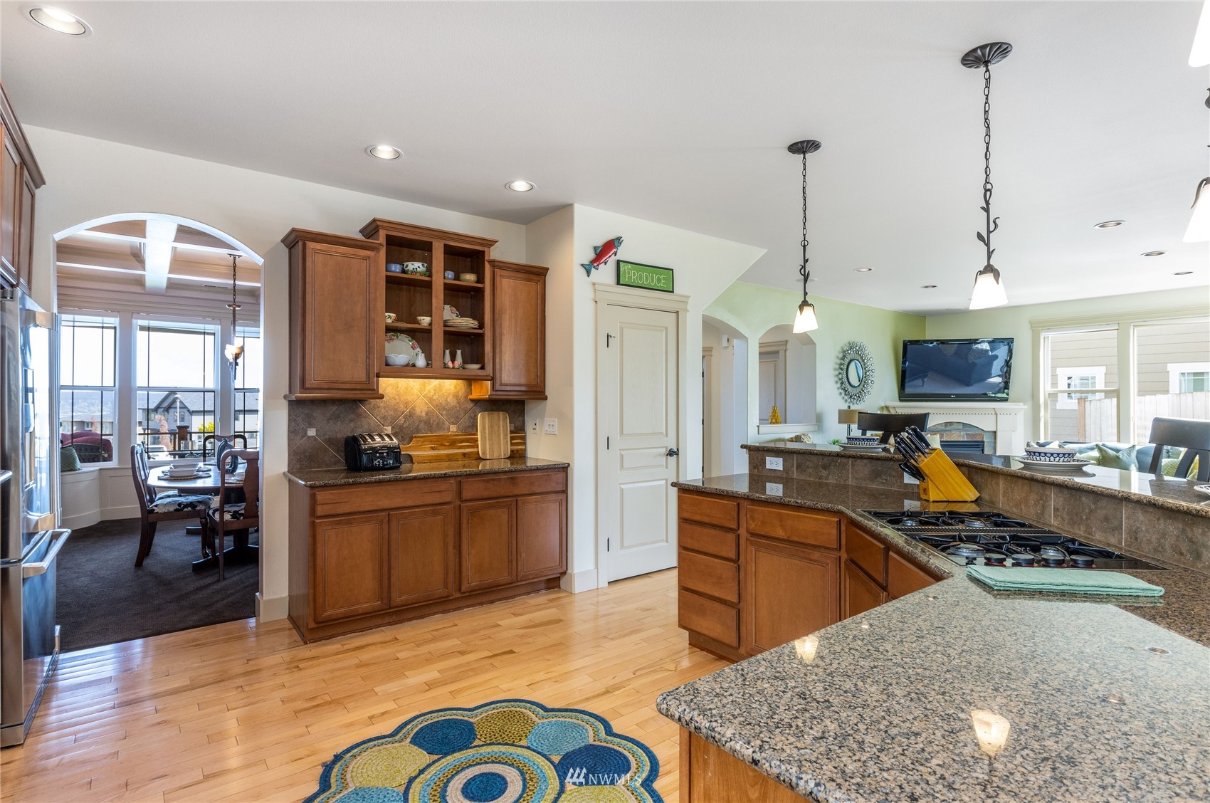 5210 North 49th Street Ruston, WA 98407 - Photo 14 of 40 Gallery Image 14