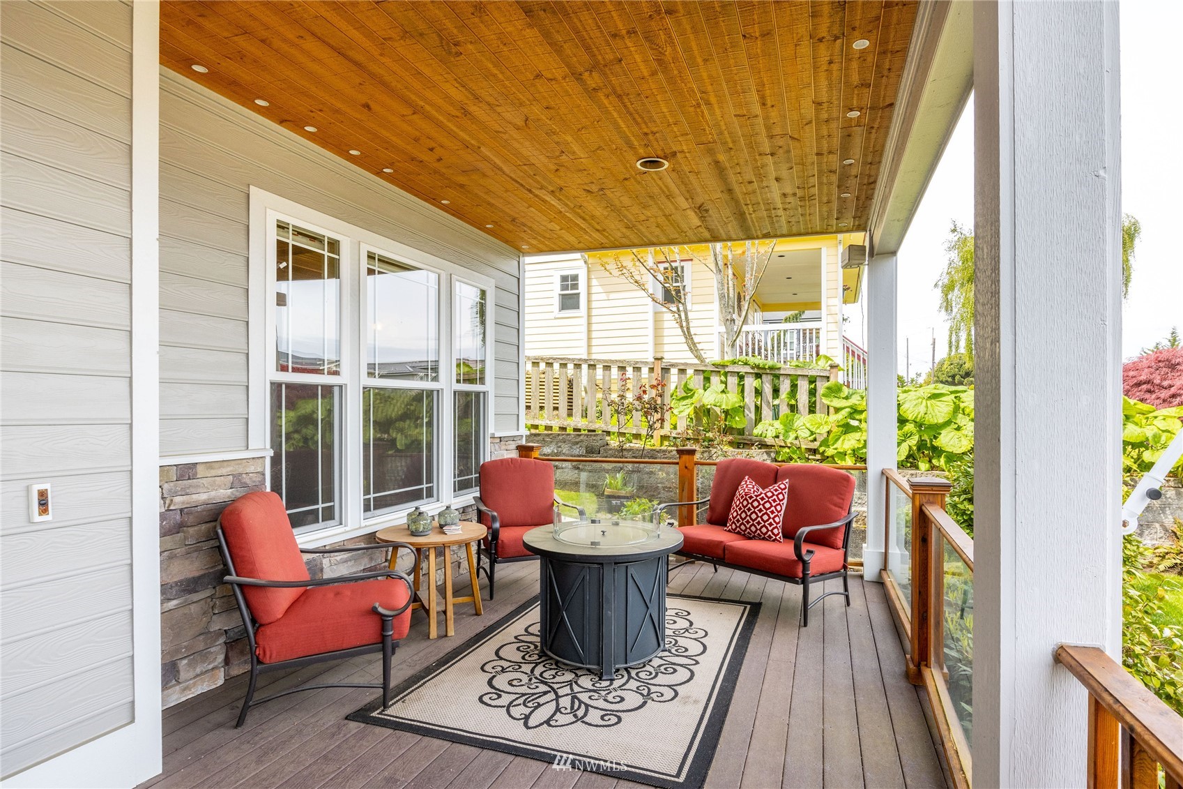 5210 North 49th Street Ruston, WA 98407 - Photo 4 of 40 Gallery Image 4