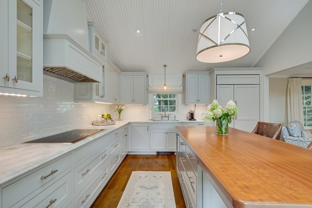 184 North Street Stoneham, MA 02180 - Photo 13 of 31