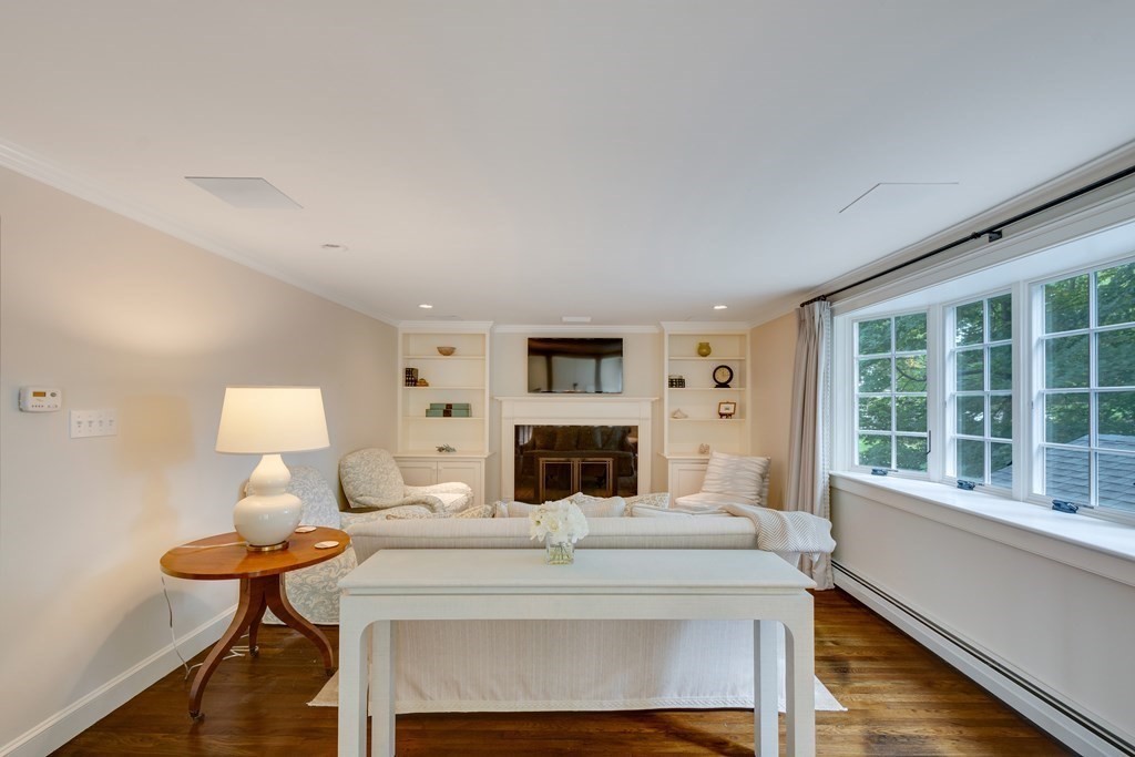 184 North Street Stoneham, MA 02180 - Photo 14 of 31