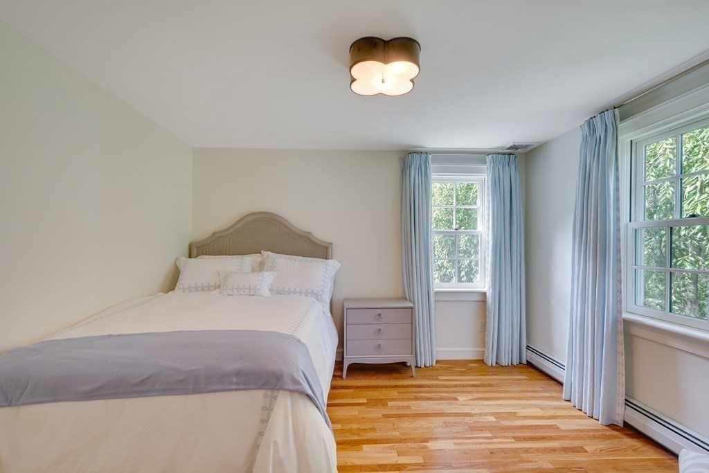 184 North Street Stoneham, MA 02180 - Photo 19 of 31
