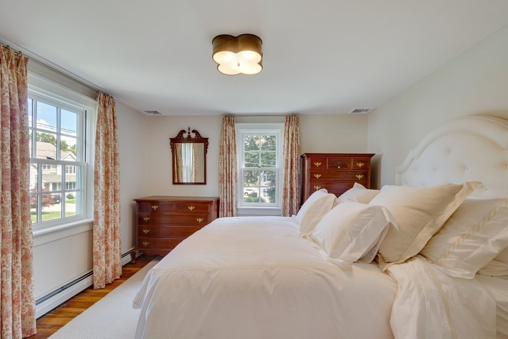 184 North Street Stoneham, MA 02180 - Photo 21 of 31