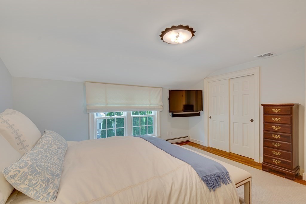 184 North Street Stoneham, MA 02180 - Photo 22 of 31
