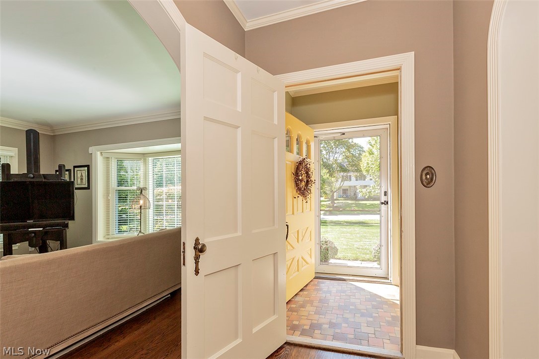 22469 Douglas Road Beachwood, OH 44122 - Photo 2 of 35