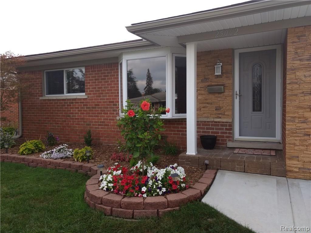 25062 Rubin Road Warren, MI 48089 - Photo 2 of 35 IMG_20170831_081923884.jpg