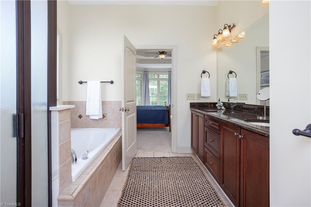 3585 Campton Ridge Road Pfafftown, NC 27040 - Photo 14 of 30 Master Bathroom
