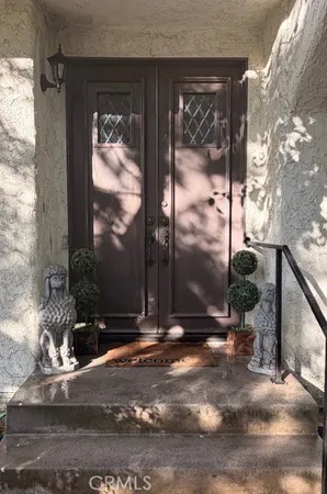 $975,000 | 3200 Fairesta Street, Unit 17, La Crescenta, CA 91214