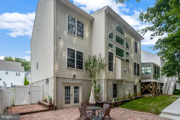 $1,500 | 8305 Covington Woods Court, Springfield, VA 22153