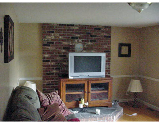171 Log Plain Road Greenfield, MA 01301 - Photo 12 of 14 Gallery Image 12