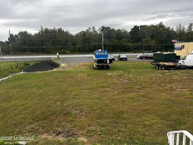 $3,000 | 36 State Route, Port Monmouth, NJ 07758