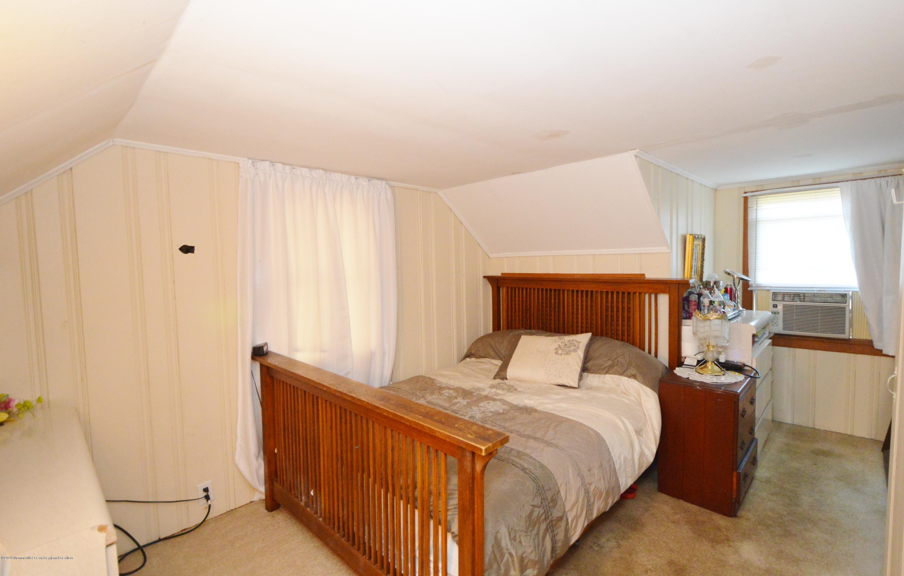 88 Oak Hill Road Red Bank, NJ 07701 - Photo 18 of 28 2ND BEDROOM WITH TONS OF STORAGE AREA