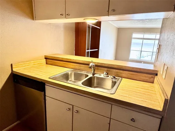 $74,500 | 4859 Cedar Springs Road, Unit 356, Dallas, TX 75219