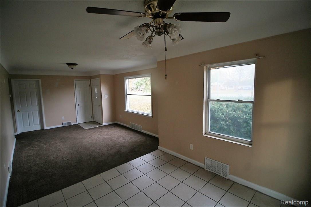 8895 Inkster Road Livonia, MI 48150 - Photo 8 of 22 IMG_1768.JPG