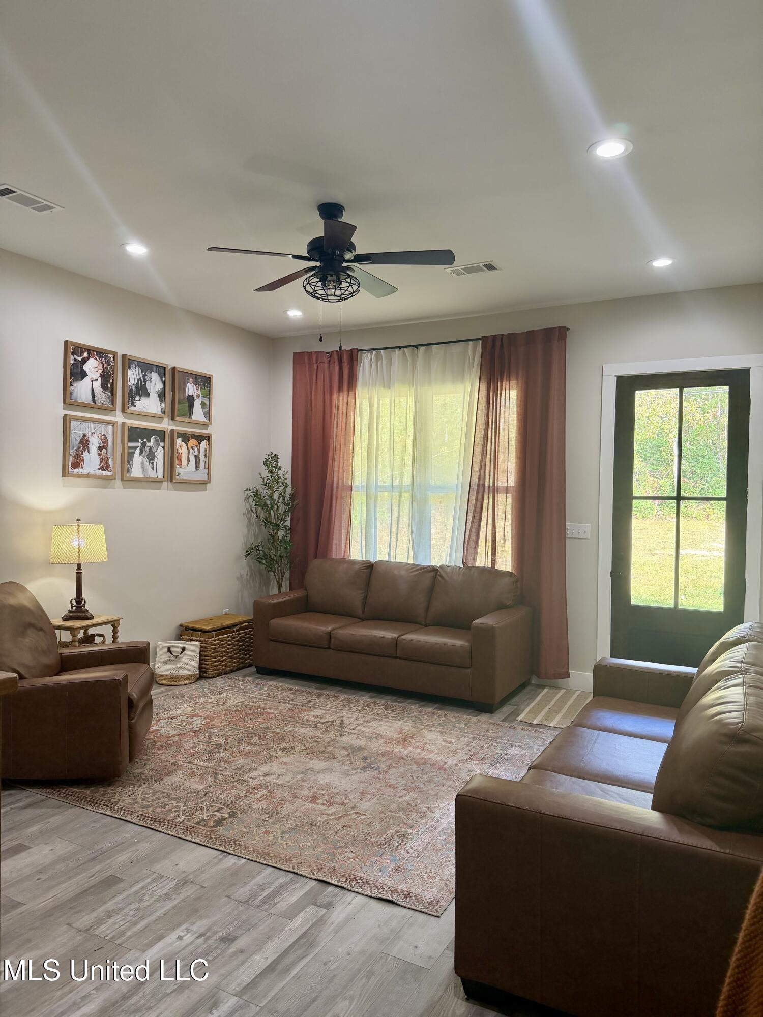 1200 Henleyfield McNeill Road Carriere, MS 39426 - Photo 2 of 21 IMG_6965