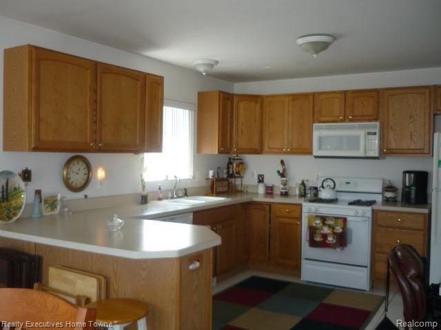 9513 Nook Road Algonac, MI 48001 - Photo 6 of 22 P1240737.jpg