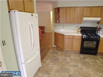 172 Oechsle Road Woodstown, NJ 08098 - Photo 3 of 9 Kitchen