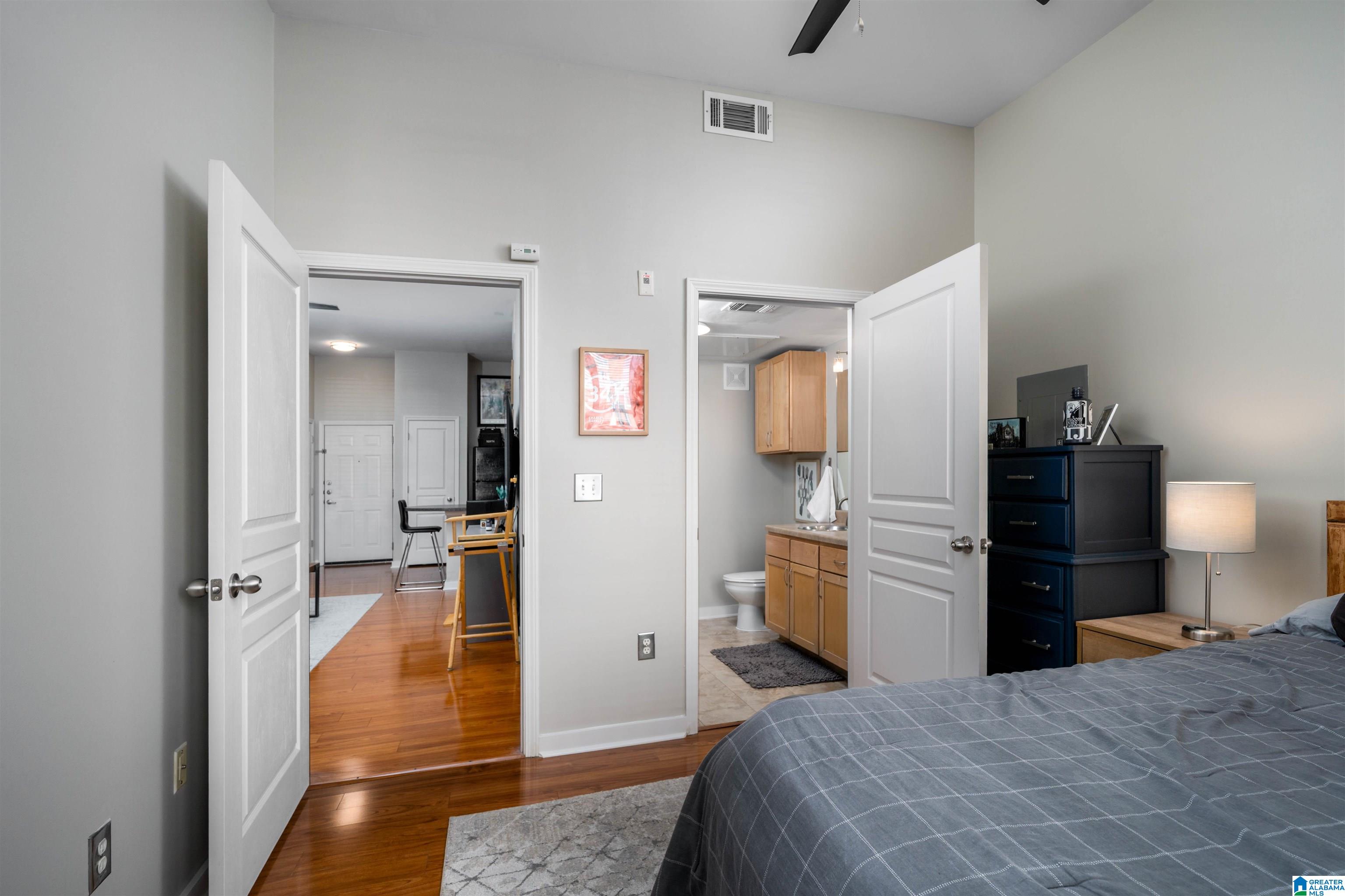 401 20th Street South, Unit 113 Birmingham, AL 35233 - Photo 13 of 34