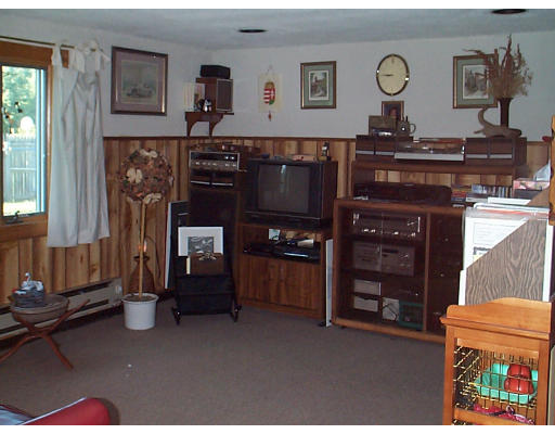 6 Ashdale Road Billerica, MA 01862 - Photo 13 of 15 Gallery Image 13
