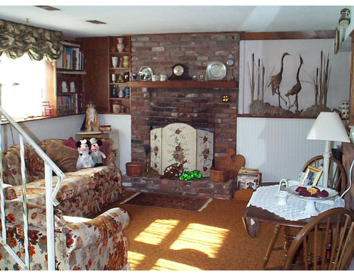 6 Ashdale Road Billerica, MA 01862 - Photo 9 of 15 Gallery Image 9