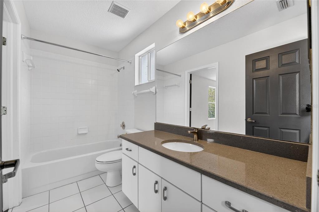 16003 Ridley Place Tampa, FL 33647 - Photo 16 of 83