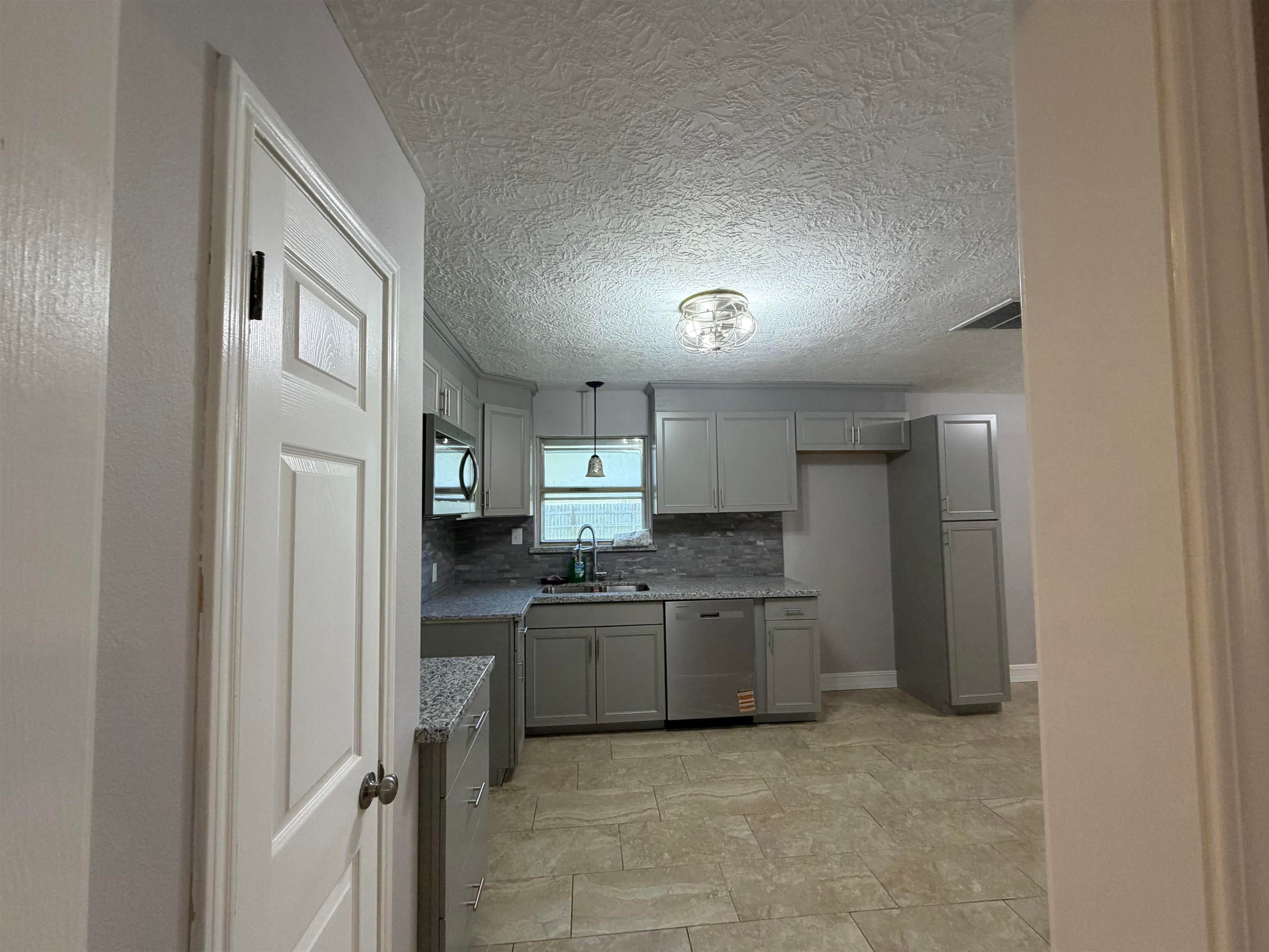 6321 Dave Street Groves, TX 77619 - Photo 5 of 15 Gallery Image 5