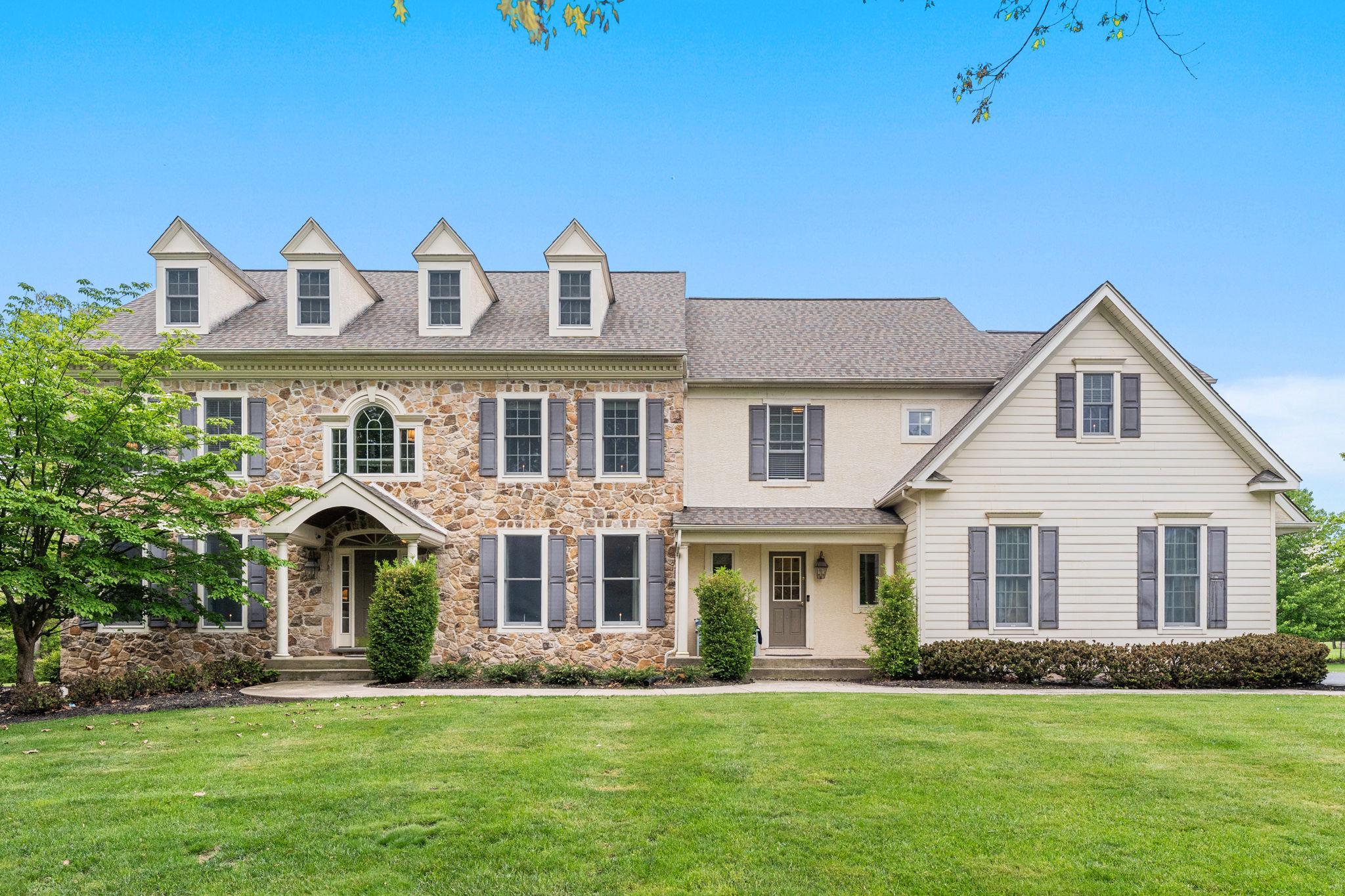 912 Ashbourne Way Schwenksville, PA 19473 - Photo 6 of 45 Welcome Home to 912 Ashbourne Way!