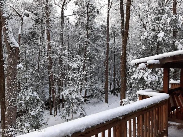 $1,700 | 170 Eagle Pass Road, Henryville, PA 18332