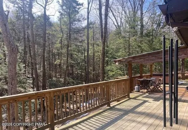 $1,700 | 170 Eagle Pass Road, Henryville, PA 18332