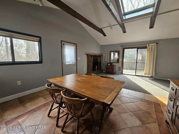 $1,700 | 170 Eagle Pass Road, Henryville, PA 18332