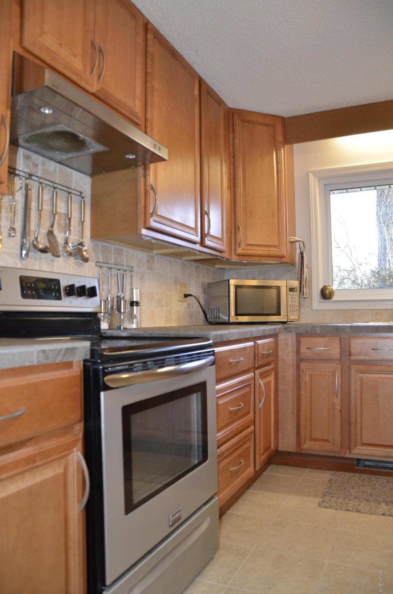 3103 Country Club Road New Bern, NC 28562 - Photo 11 of 59 9