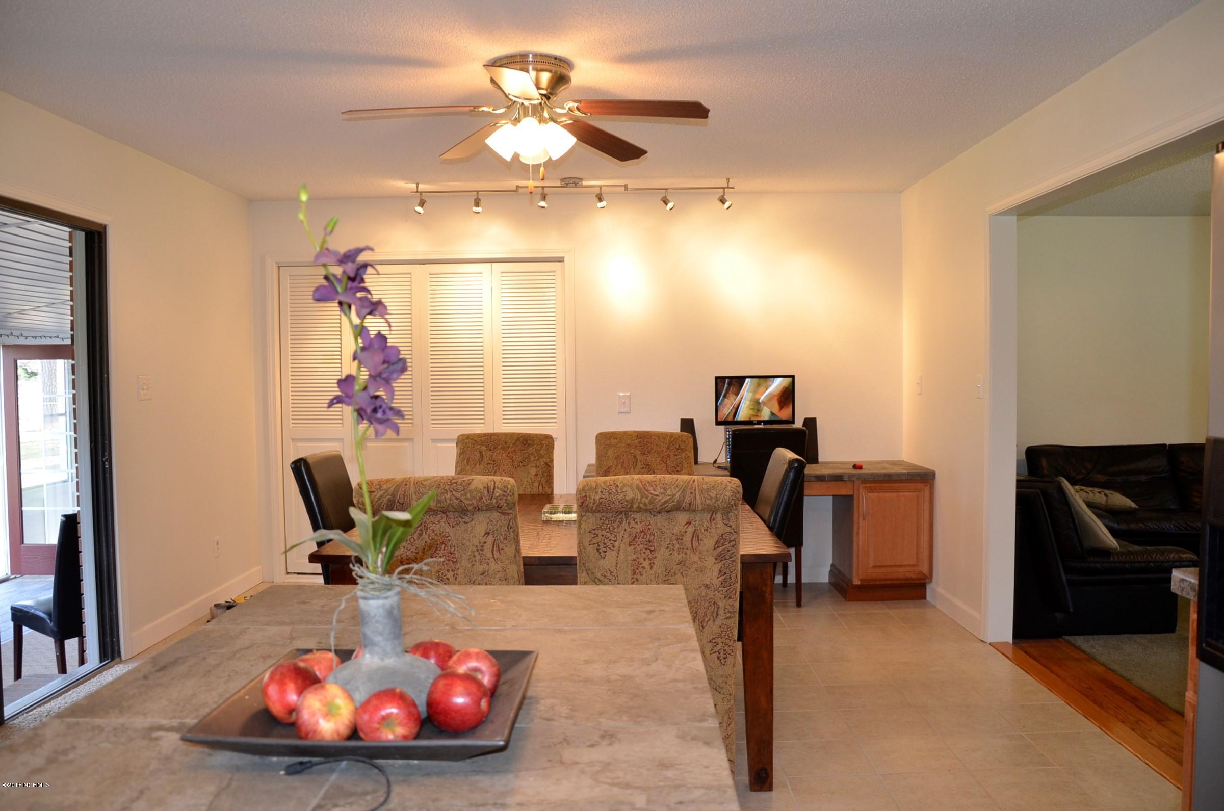 3103 Country Club Road New Bern, NC 28562 - Photo 16 of 59 14