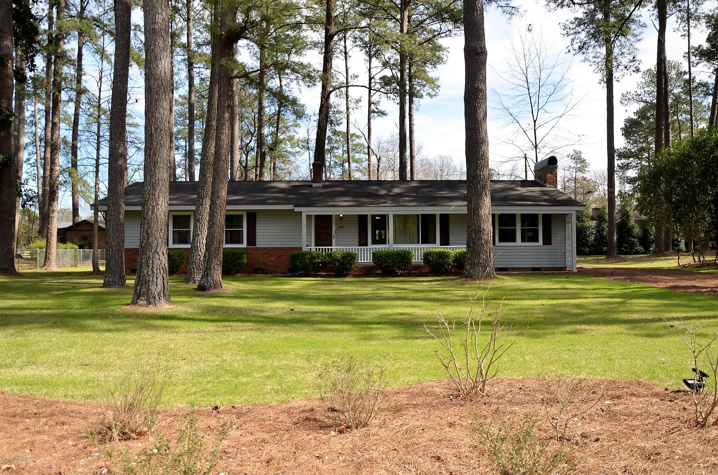 3103 Country Club Road New Bern, NC 28562 - Photo 2 of 59 2