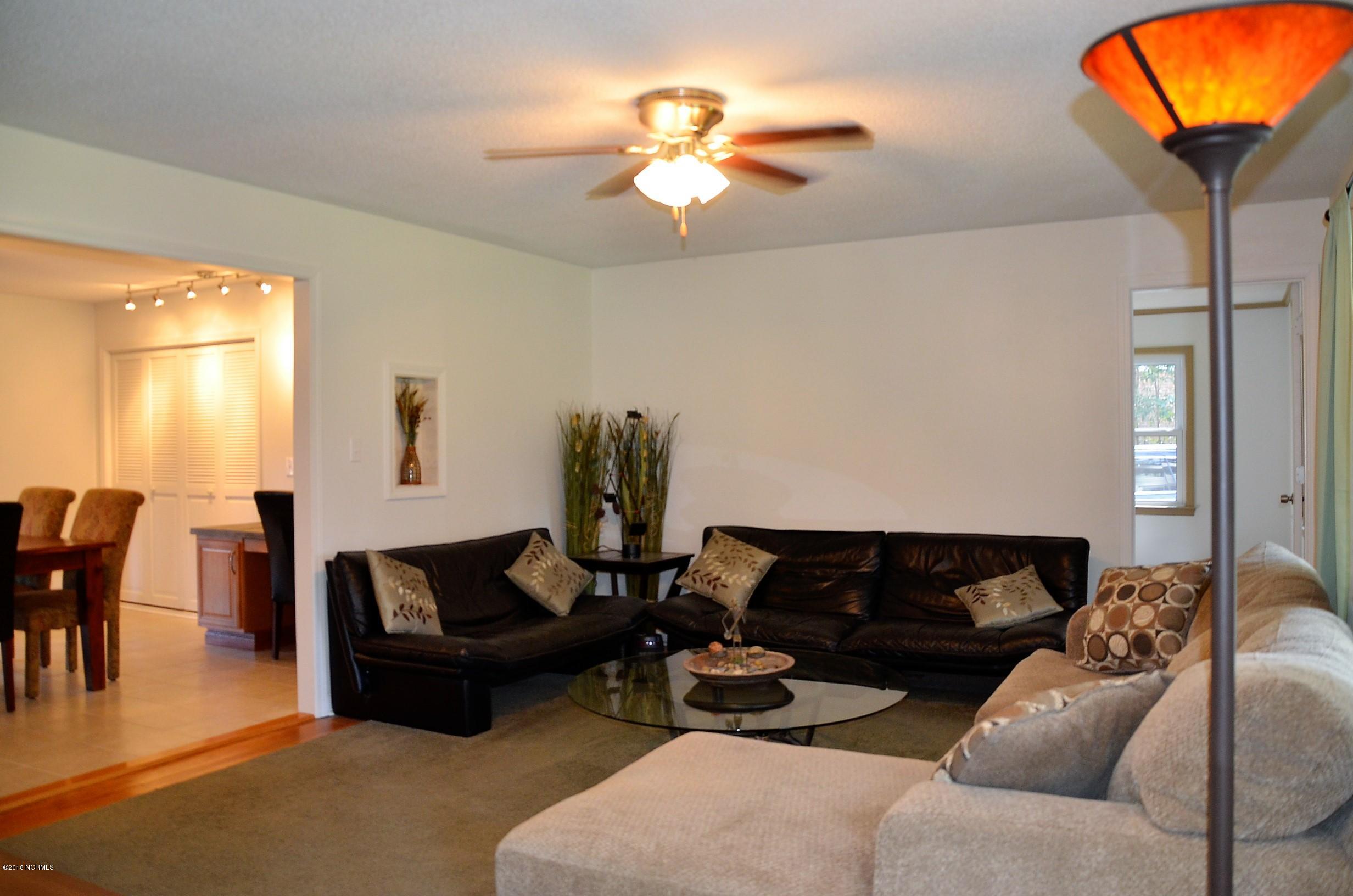 3103 Country Club Road New Bern, NC 28562 - Photo 23 of 59 20