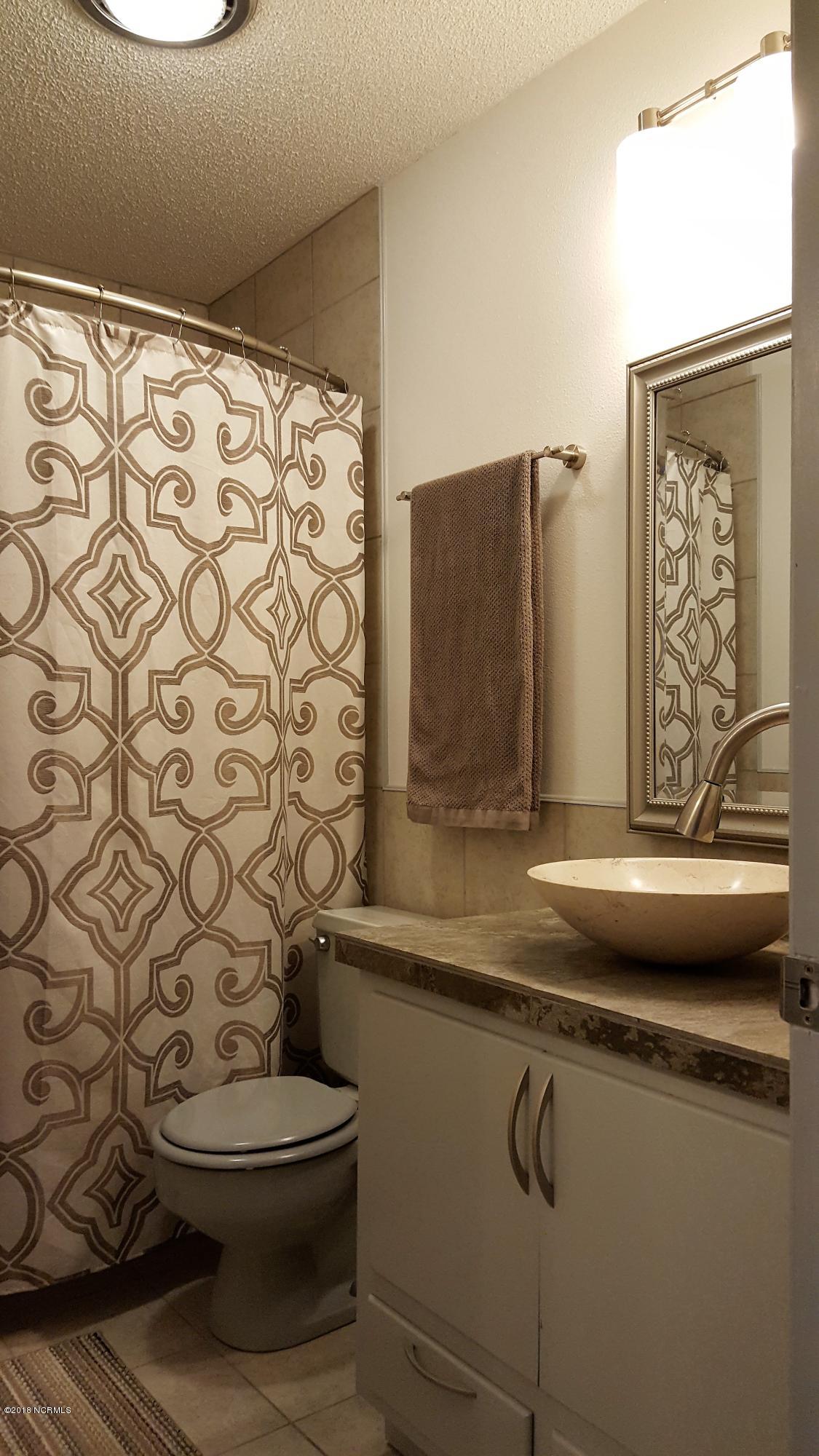 3103 Country Club Road New Bern, NC 28562 - Photo 47 of 59 44