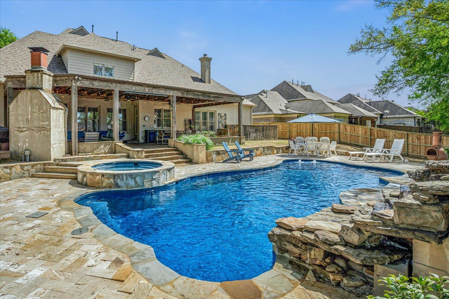 1621 Brackenshire Lane Collierville, TN 38017 - Photo 3 of 40