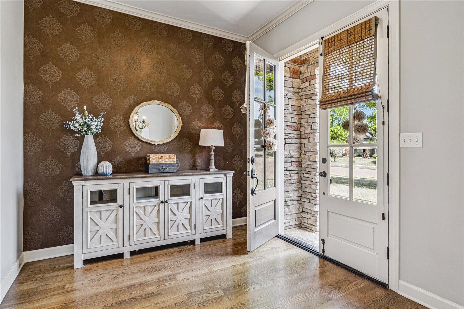 1621 Brackenshire Lane Collierville, TN 38017 - Photo 4 of 40