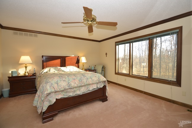 16527 Tonkel Road Leo, IN 46765 - Photo 17 of 30 Gallery Image 17