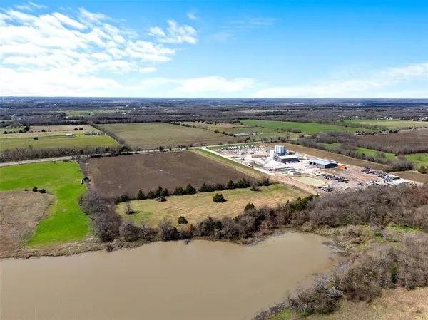 $1,499,999 | 160 Whitewright Tx 75490, Whitewright, TX 75491